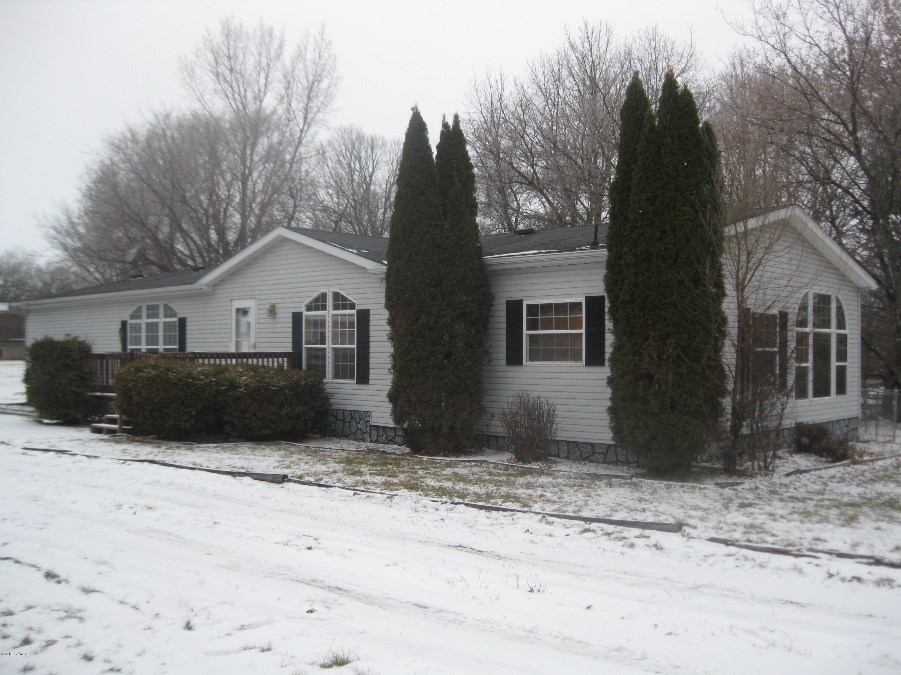 2705 Kings Road SE Alexandria MN 56308 10 26196 image1