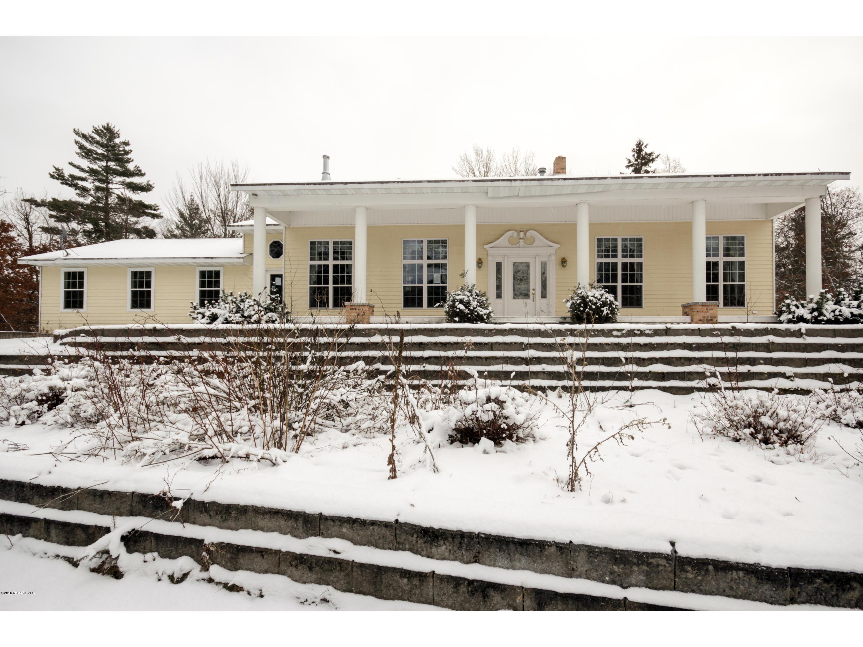 708 Maple Ridge Court NW Bemidji MN 56601 18 2363 image1
