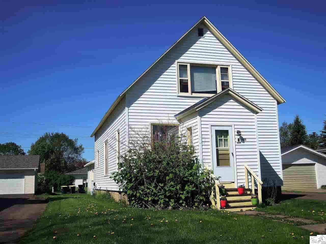 1109 W 9th Ave Ashland Wi 54806 Mls 6072903 Edina Realty 1109 W 9th Ave Ashland Wi 54806 Mls 6072903 Edina Realty