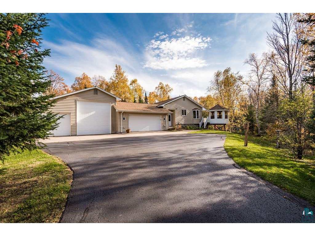 3588 Normanna Rd, Duluth, MN 55803 | MLS: 6084680 | Edina ...