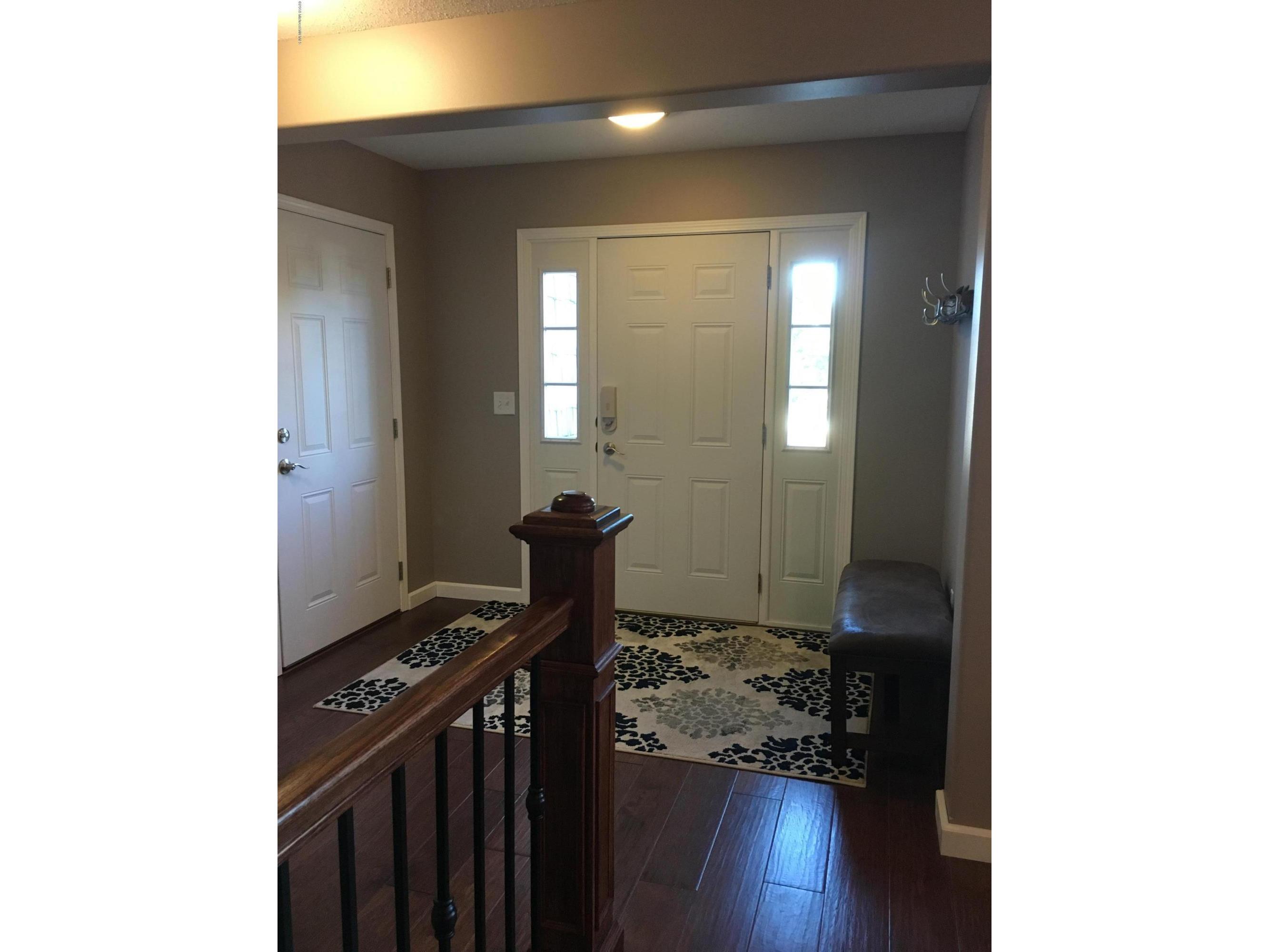 1188 W Lake Drive Detroit Lakes MN 56501 20 23432 image1