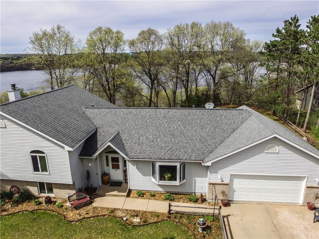 Singles in altoona wisconsin Living In Altoona, WI - HomeSnacks