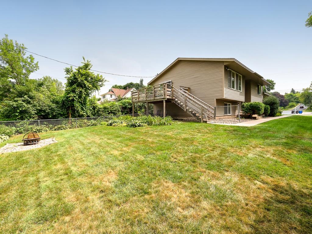 1123 Dodd Road Mendota Heights MN 55118 4988408 image1
