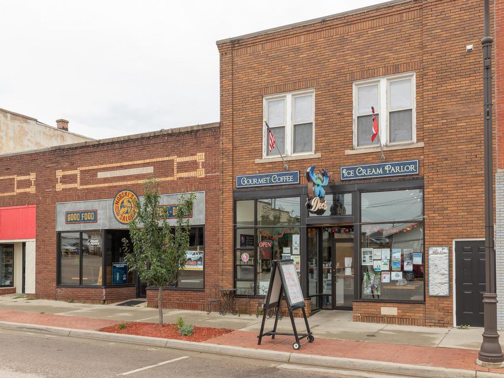 133 W Main Street, Spring Grove, MN 55974 MLS 5295747 Edina Realty