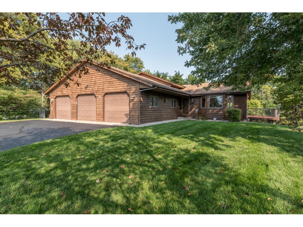 2077 Austin Circle Shakopee MN 55379 MLS 4891889 Edina Realty