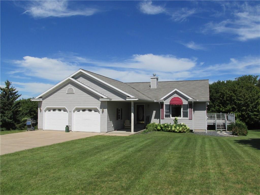 208 Blue Sky Drive, Glenwood City, WI 54013 | MLS: 5281962 | Edina Realty