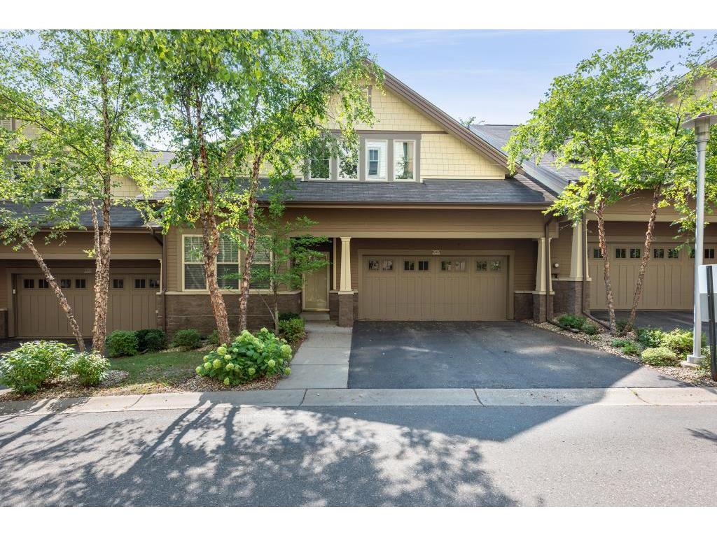2225 Village Terrace Bloomington MN 55431 4978219 image1