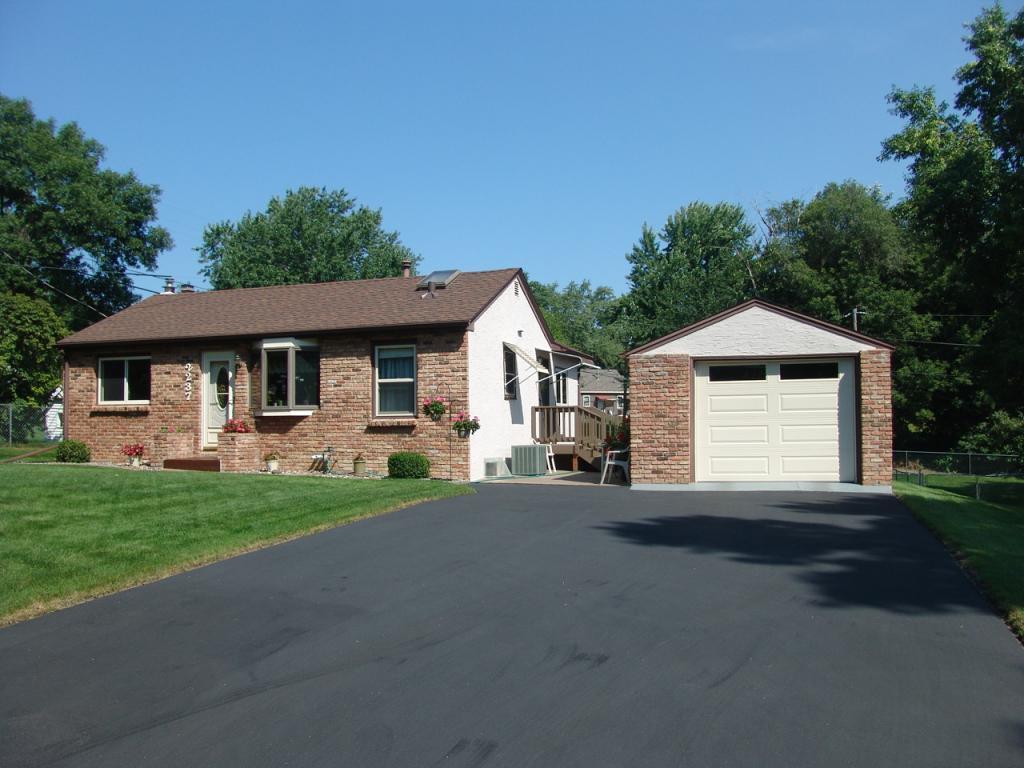 2237 Bronson Drive Mounds View MN 55112 4991251 image1