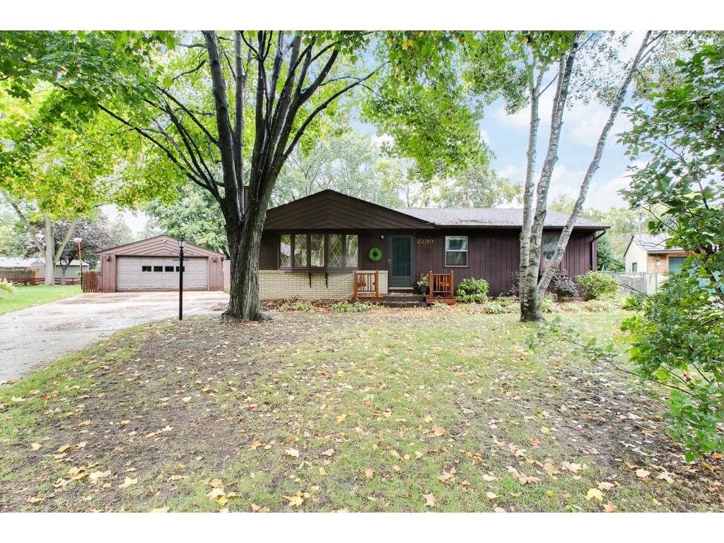 2299 Sierra Drive White Bear Lake MN 55110 5003747 image1