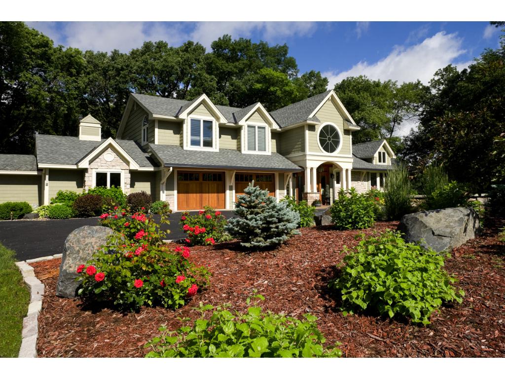 2326 Sheridan Hills Curve Minnetonka MN 55391 4878471 image1