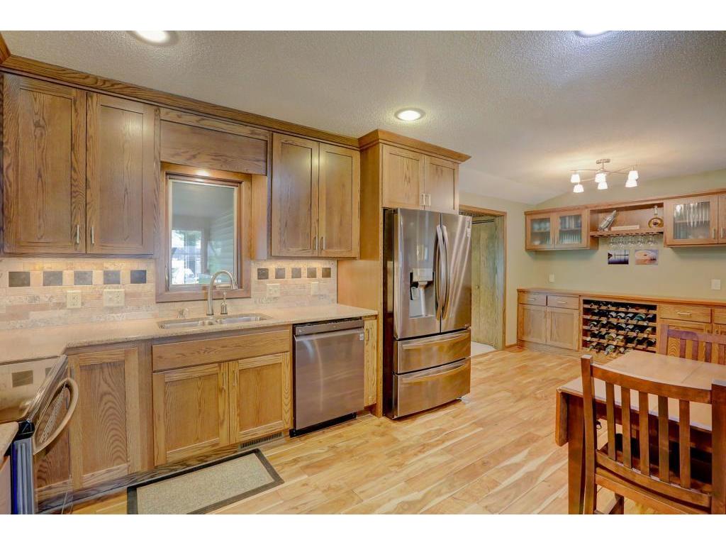 2393 Pleasant View Drive New Brighton MN 55112 4960763 image1