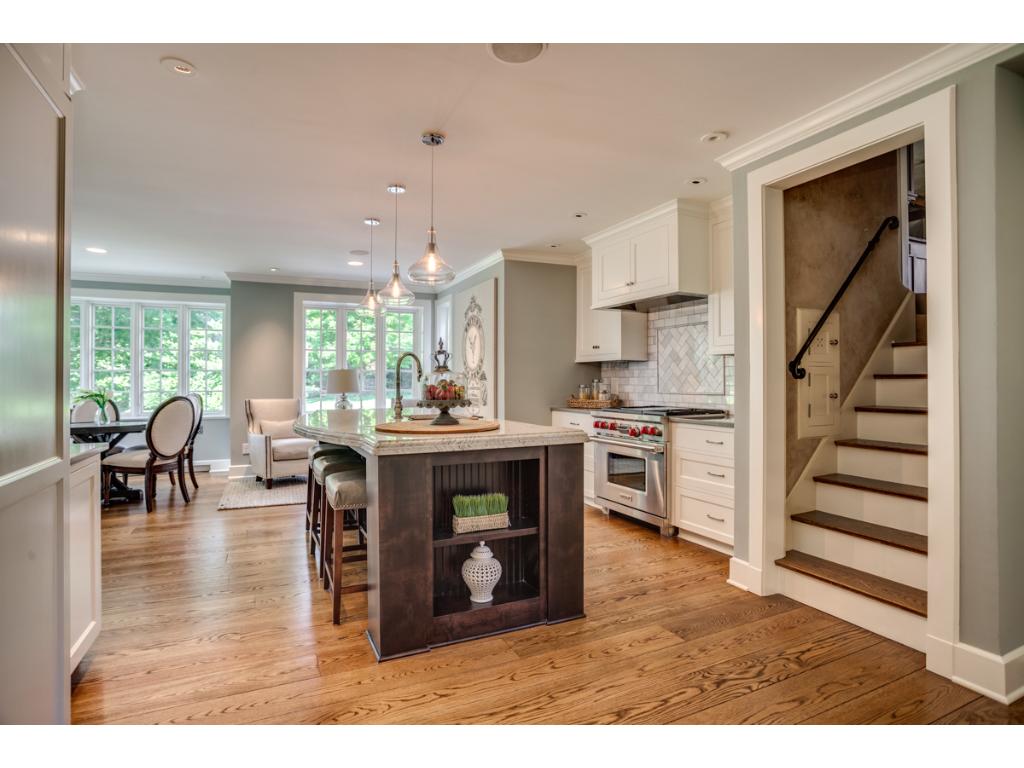 2424 W Lake Of The Isles Parkway, Minneapolis, MN 55405 MLS 4796870