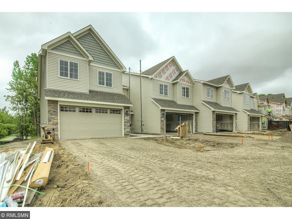 2572 County Road H2 W Mounds View MN 55112 4866082 image1