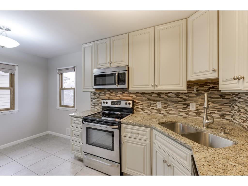 2585 Herschel Street Roseville MN 55113 5005022 image1
