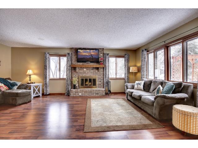 2785 Robinwood Way Woodbury MN 55125