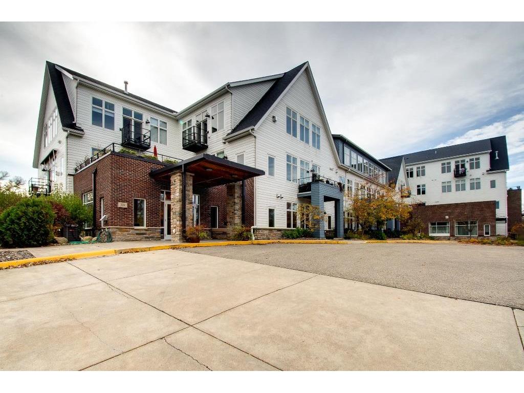 301 7th Street W 1105 Northfield MN 55057 4954747 image1