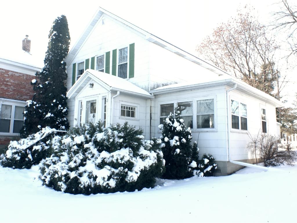 312 2nd Street E, Wabasha, MN 55981 MLS 4753190 Edina Realty