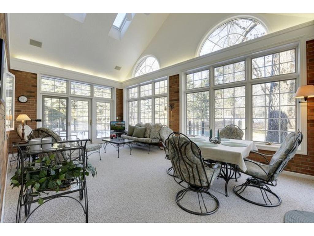 5 Red Pine Road, North Oaks, MN 55127 MLS 4796643 Edina Realty