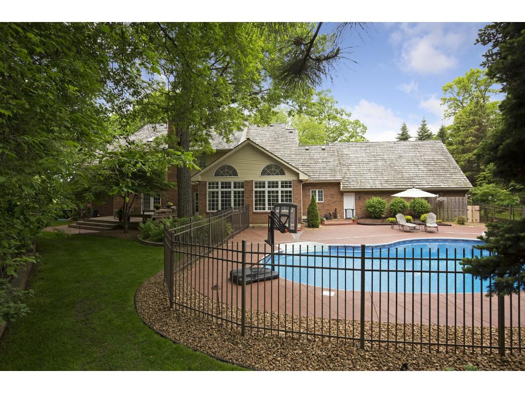 5 Red Pine Road, North Oaks, MN 55127 MLS 4796643 Edina Realty