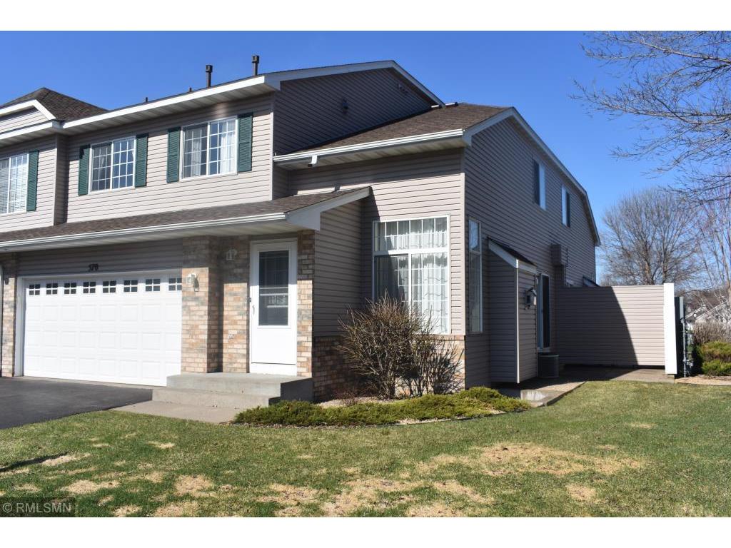 570 Spruce Drive Hudson Wi 54016 Mls 5213925 Edina Realty 570 Spruce Drive Hudson Wi 54016 5213925 Image1