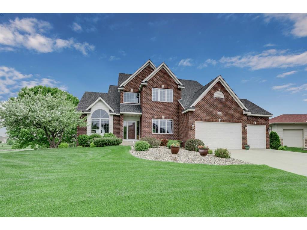605 turnberry court northfield