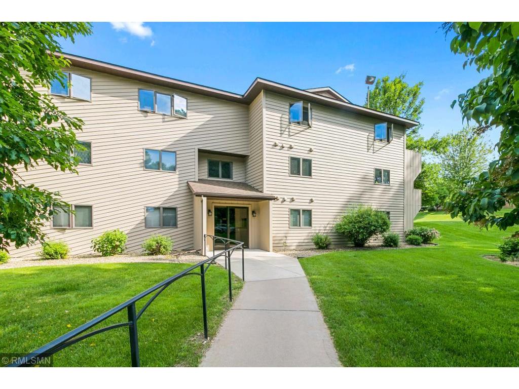 925 Bahls Drive 308 Hastings Mn 55033 Mls 4965585 Edina Realty 925 Bahls Drive 308 Hastings Mn 55033 4965585 Image1