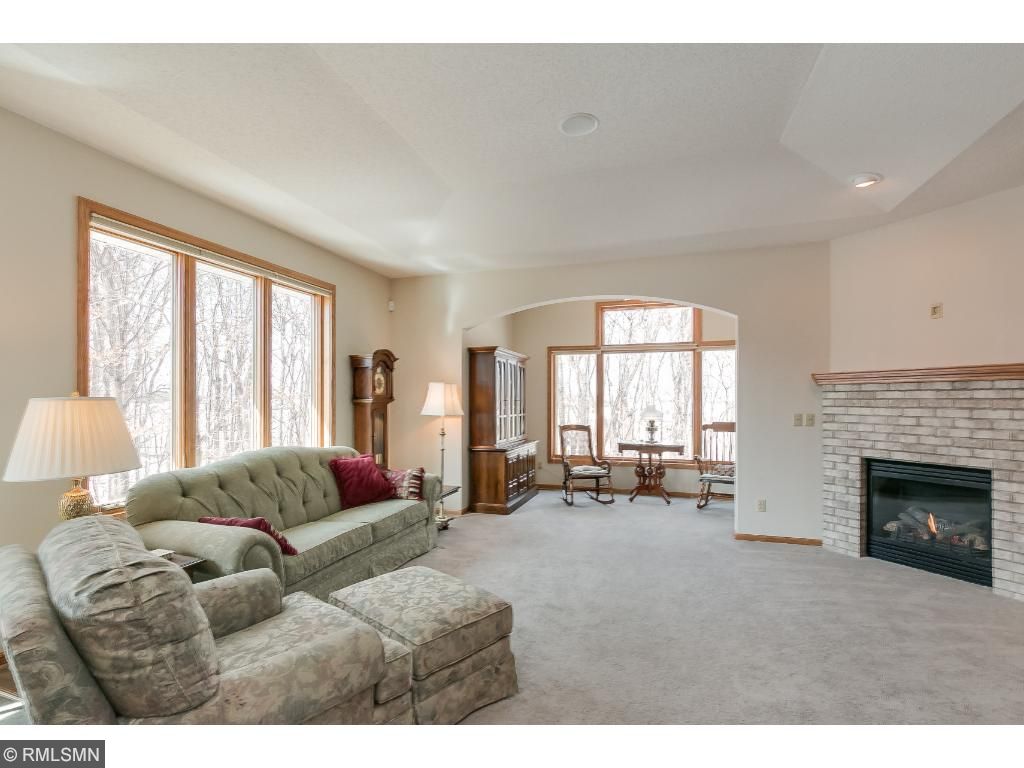 9264 Blackoaks Court N Maple Grove Mn 55311 Mls 4942217 Edina 9264 Blackoaks Court N Maple Grove Mn 55311 4942217 Image1 Your Family Room With Gas Fireplace