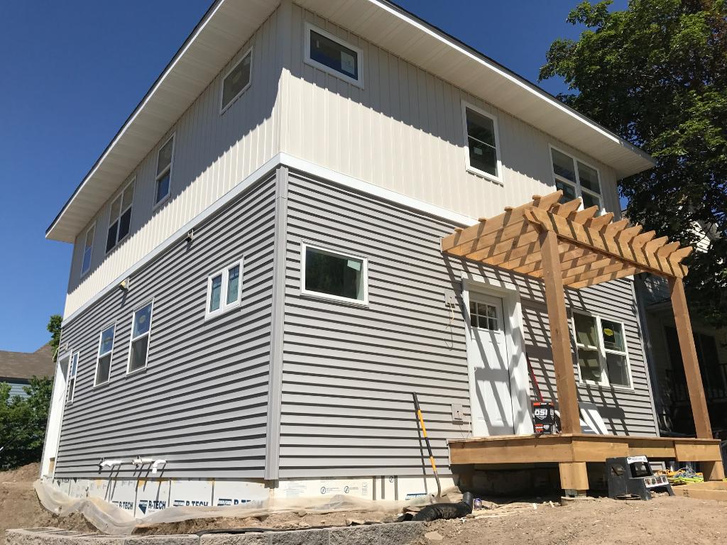 963 Burr Street Saint Paul MN 55130 4839242 image1