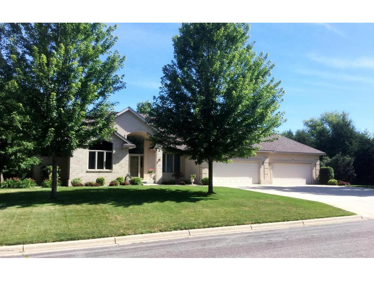 230 Oakwood Lane