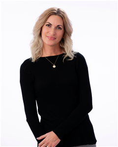 Realtor profile photo