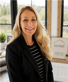 Realtor profile photo