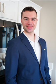 Realtor profile photo