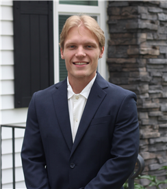 Realtor profile photo