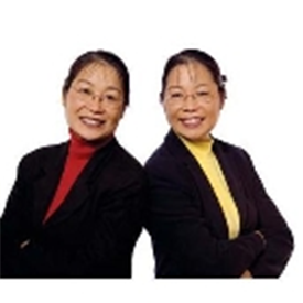 Real Twins Logo